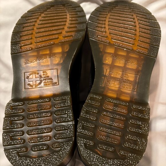 DOC MARTEN PATENT LEATHER COMBAT BOOT - Picture 3 of 5